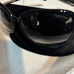 Black Sunglasses tom for